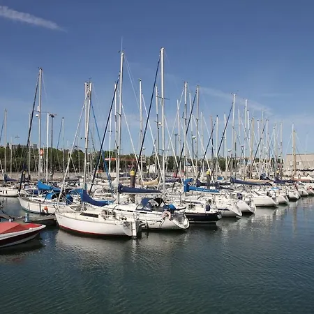 Hotel en barco In A Boat -