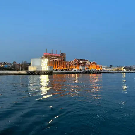 Hotel en barco In A Boat - Lisboa